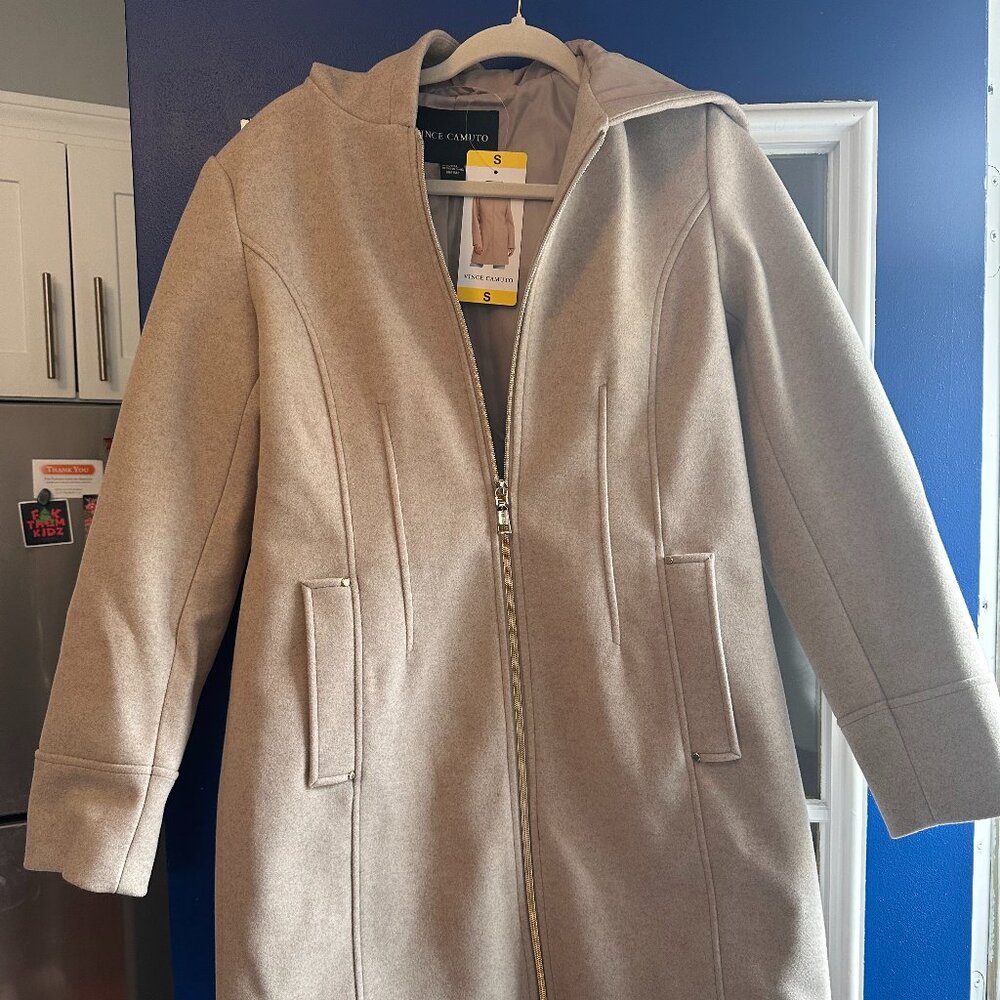 Brand New Vince Camuto